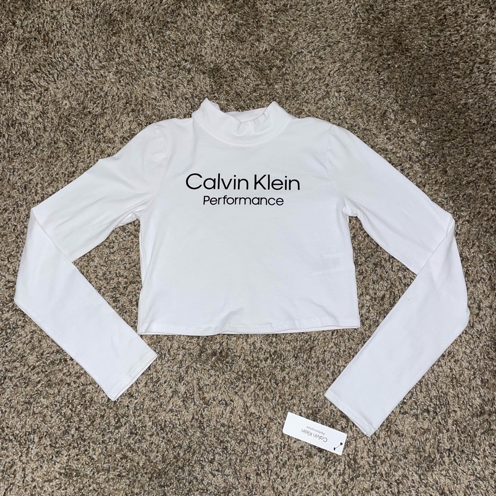 NWT-Calvin Klein cropped long sleeve - Picture 2 of 5